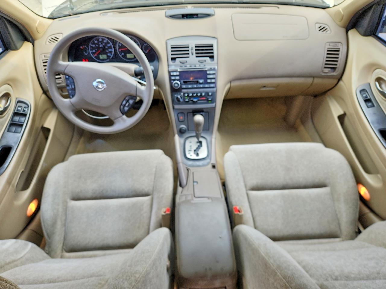 Nissan Maxima Gxe