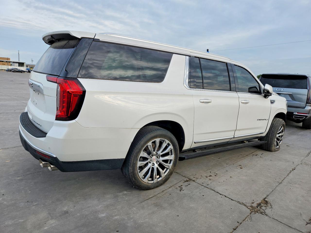 GMC Yukon Denali
