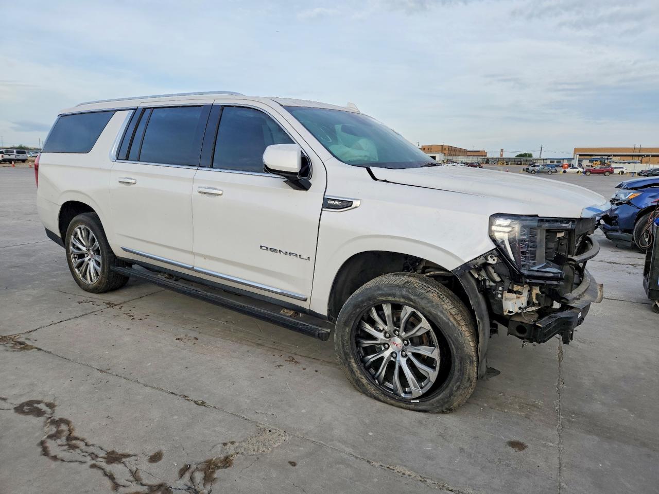 GMC Yukon Denali
