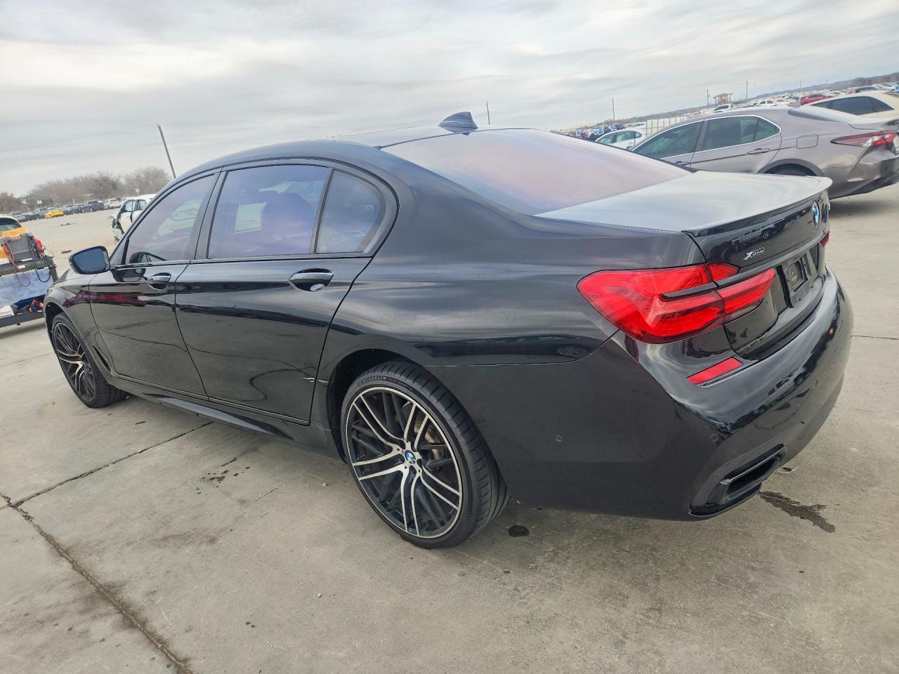 BMW 7 Series Xi