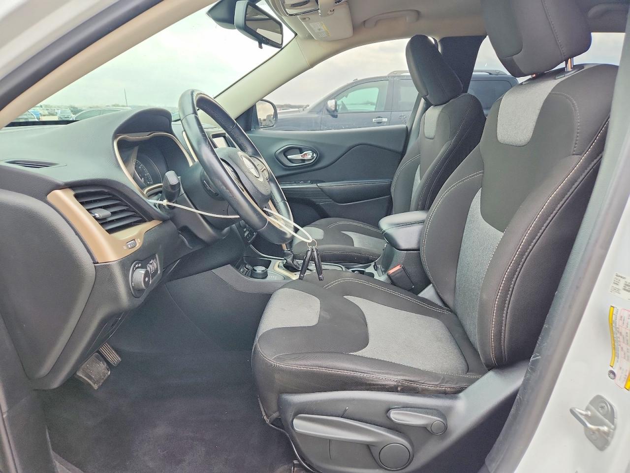 Jeep Grand Cherokee Latitude