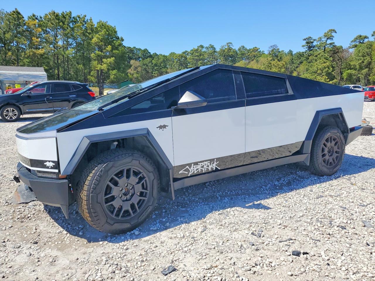 Salvage Tesla Cybertruck Image