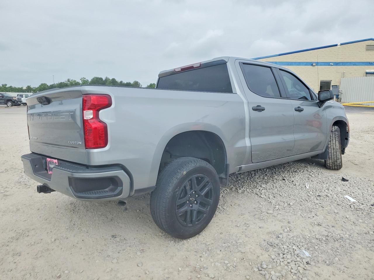 Chevrolet Silverado C1500 Custom