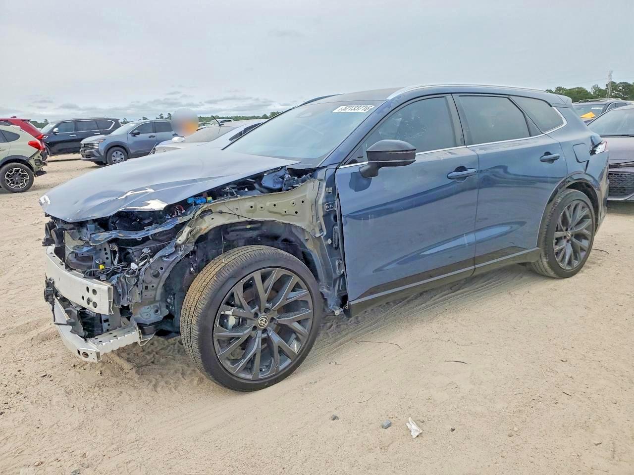 Salvage Toyota Crown Signia Image