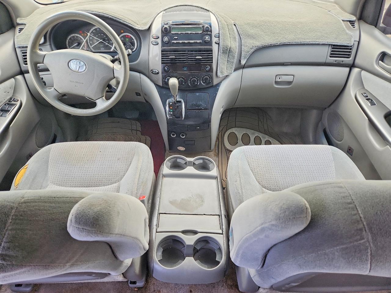Toyota Sienna Ce 7-passenger