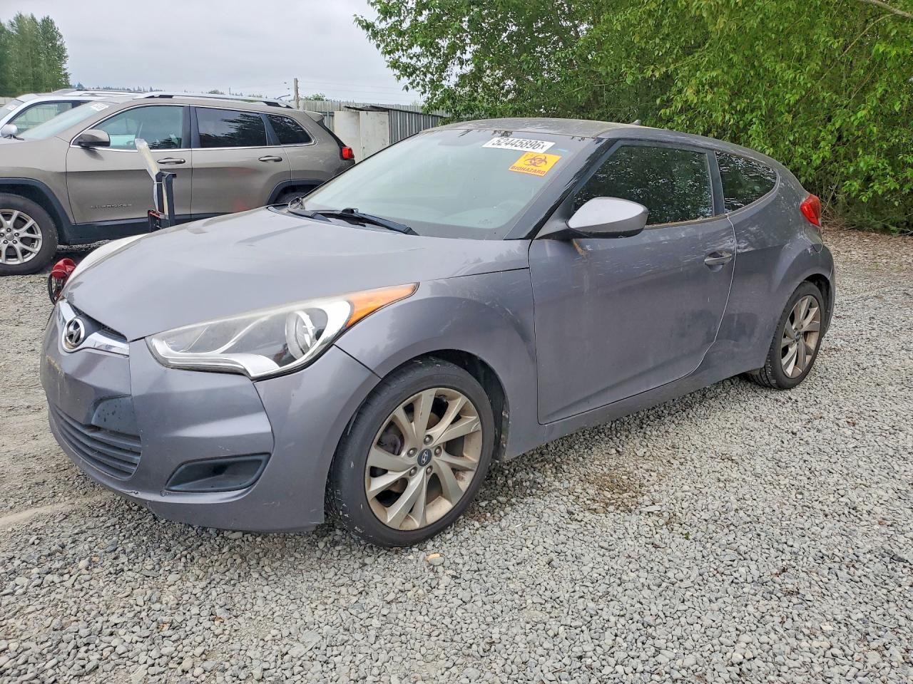 Salvage Hyundai VELOSTER Image