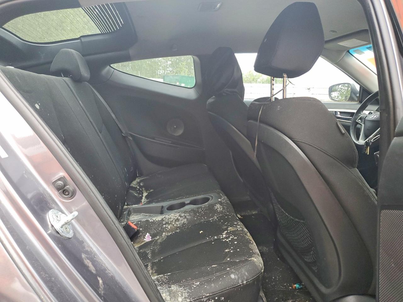 Hyundai VELOSTER Base