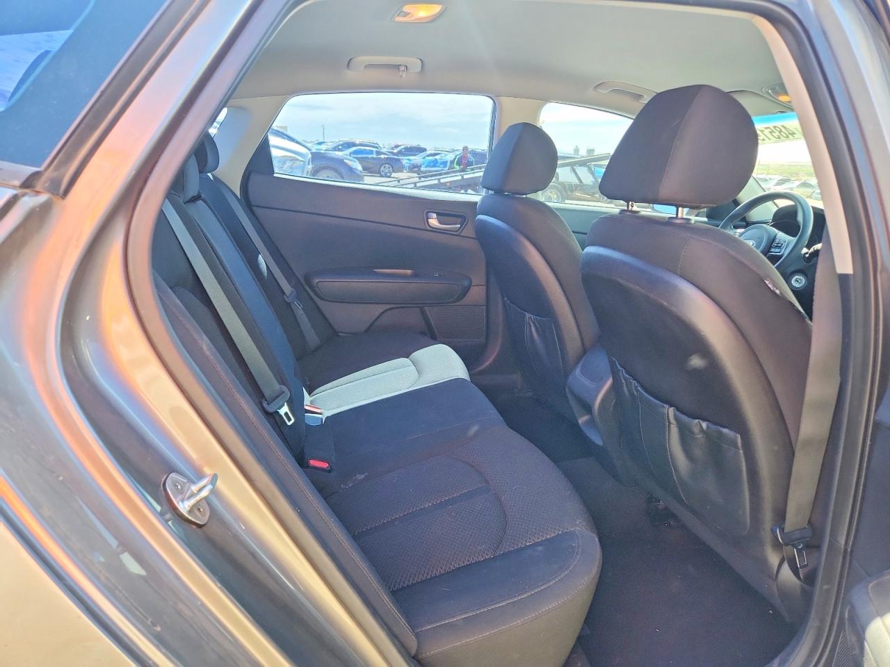 Kia Optima Lx