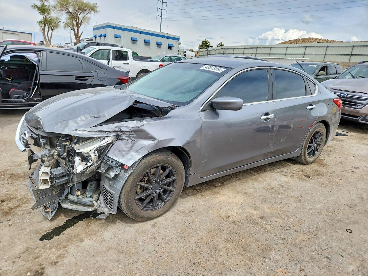 Salvage Nissan Altima Image