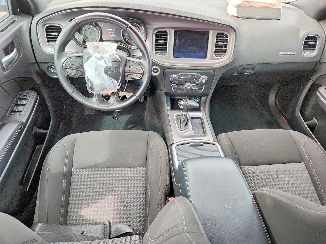 Dodge Charger Sxt
