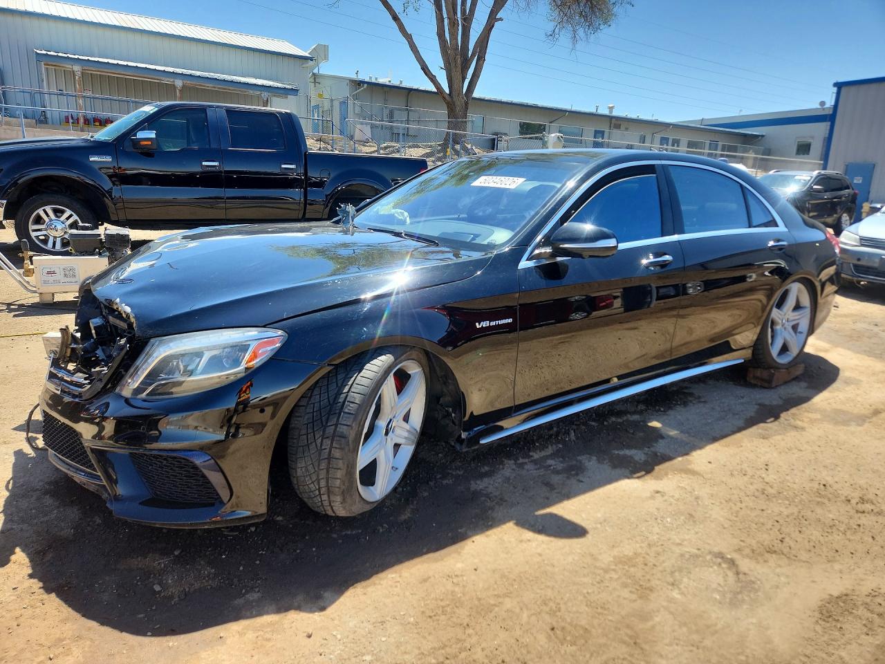 Salvage Mercedes-Benz S-Class Image