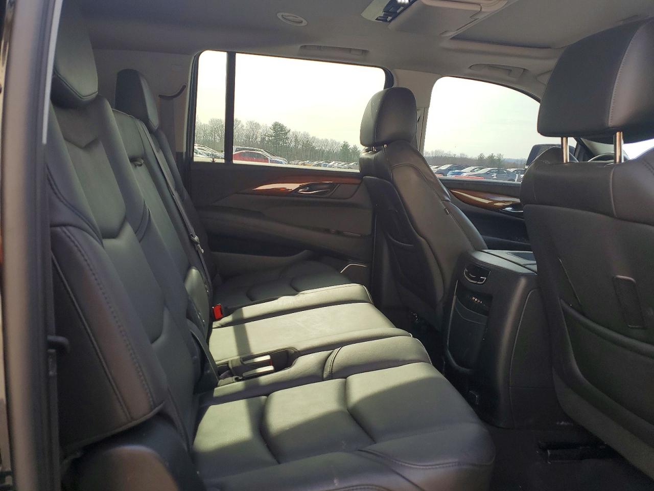 Cadillac Escalade Esv Premium