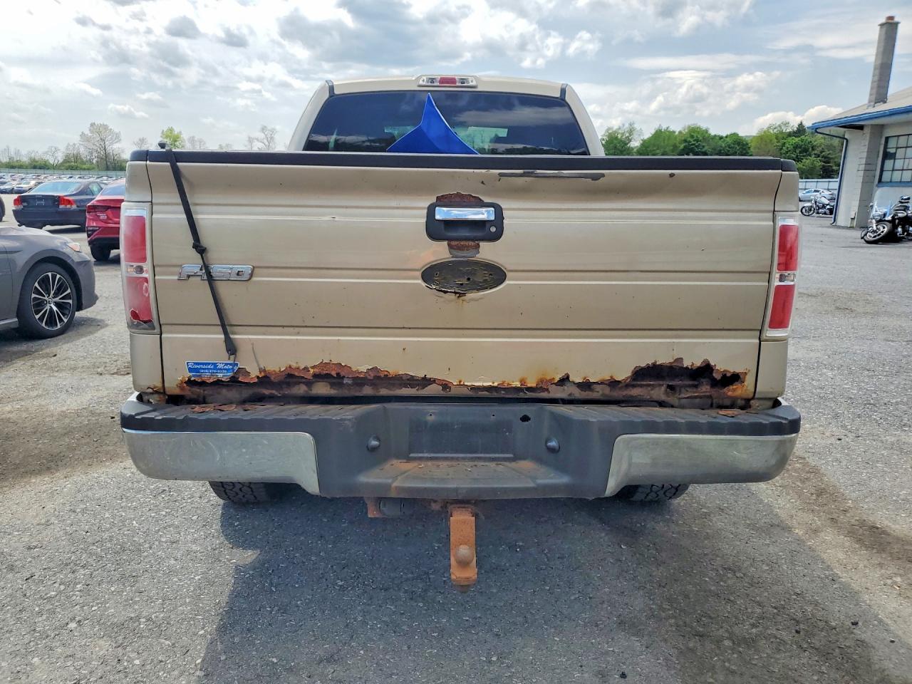 Ford F-150 Super Cab