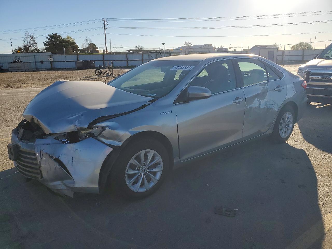 Salvage Toyota Camry Image