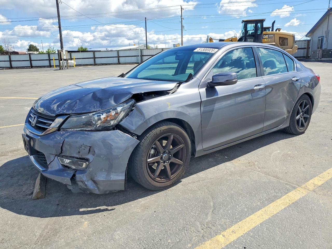 Salvage Honda Accord Image