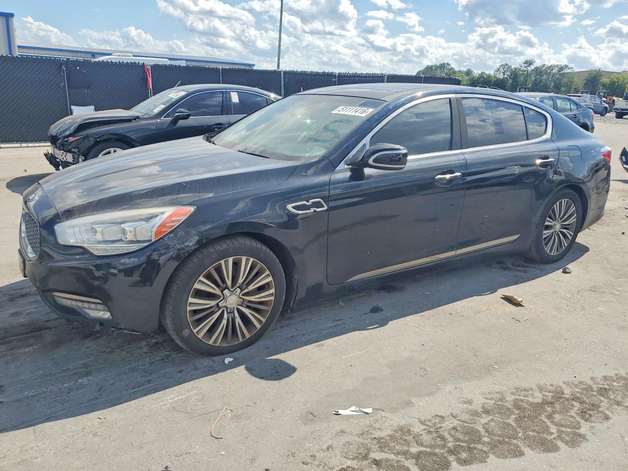 Salvage Kia K900 Image