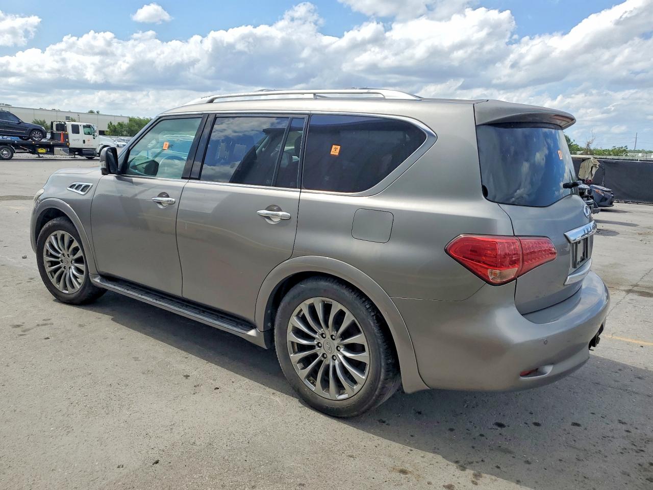 INFINITI Qx Base