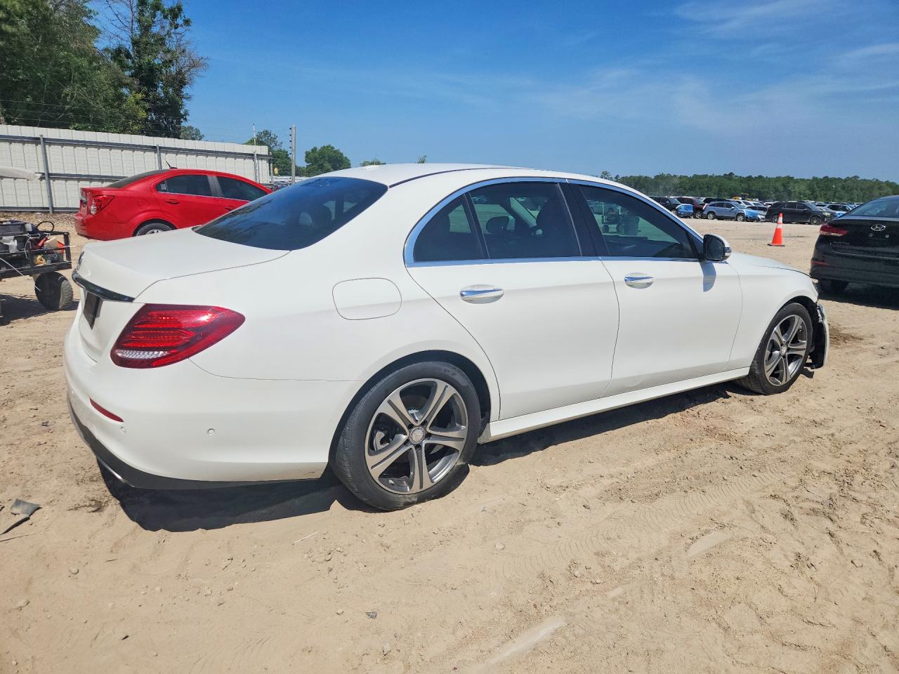 Mercedes-Benz E-Class 300