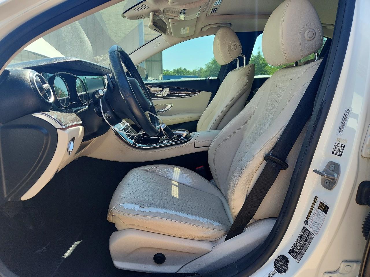 Mercedes-Benz E-Class 300