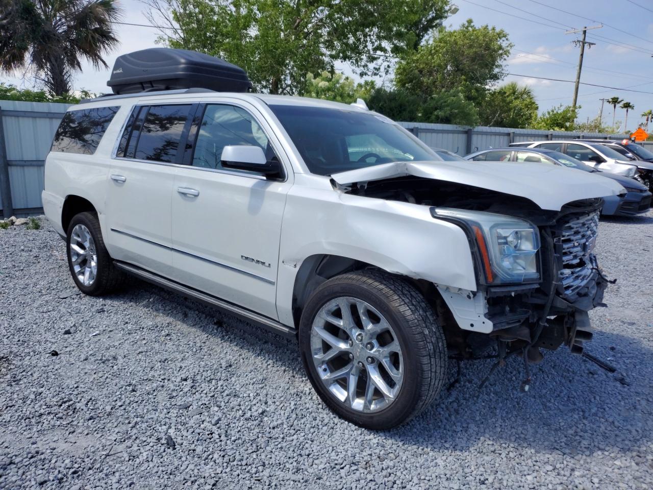 GMC Yukon Denali