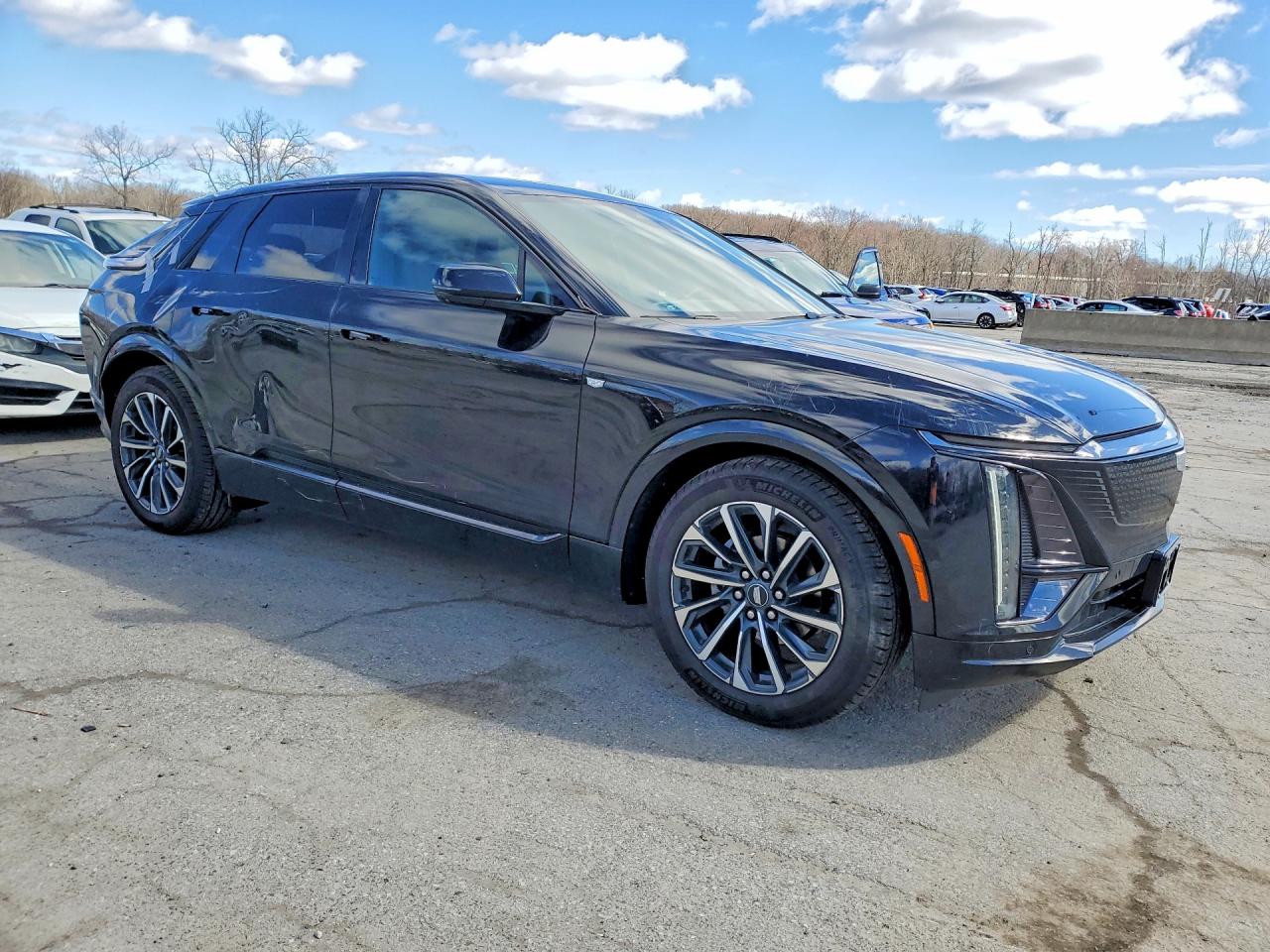 Cadillac LYRIQ Sport