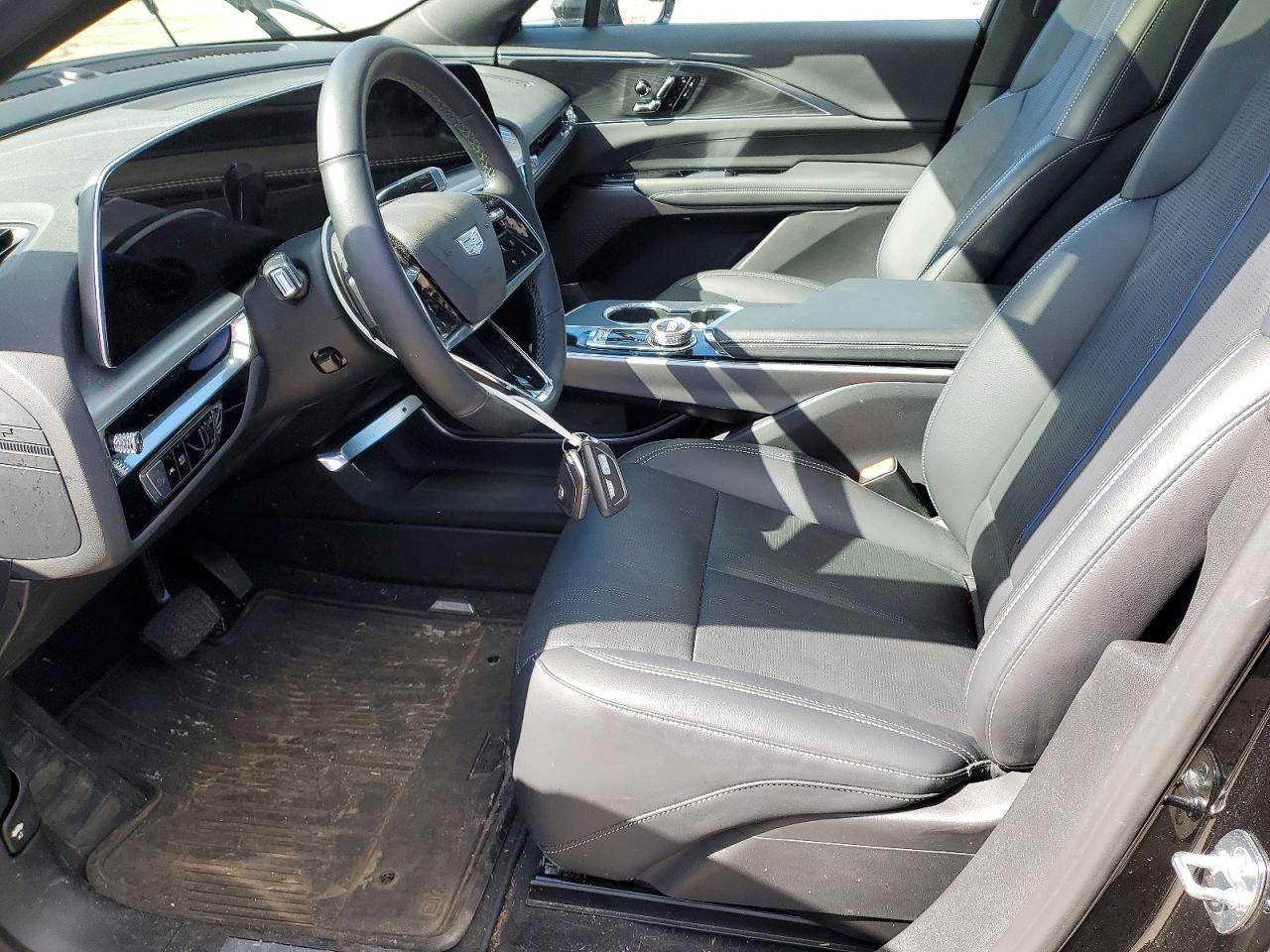 Cadillac LYRIQ Sport