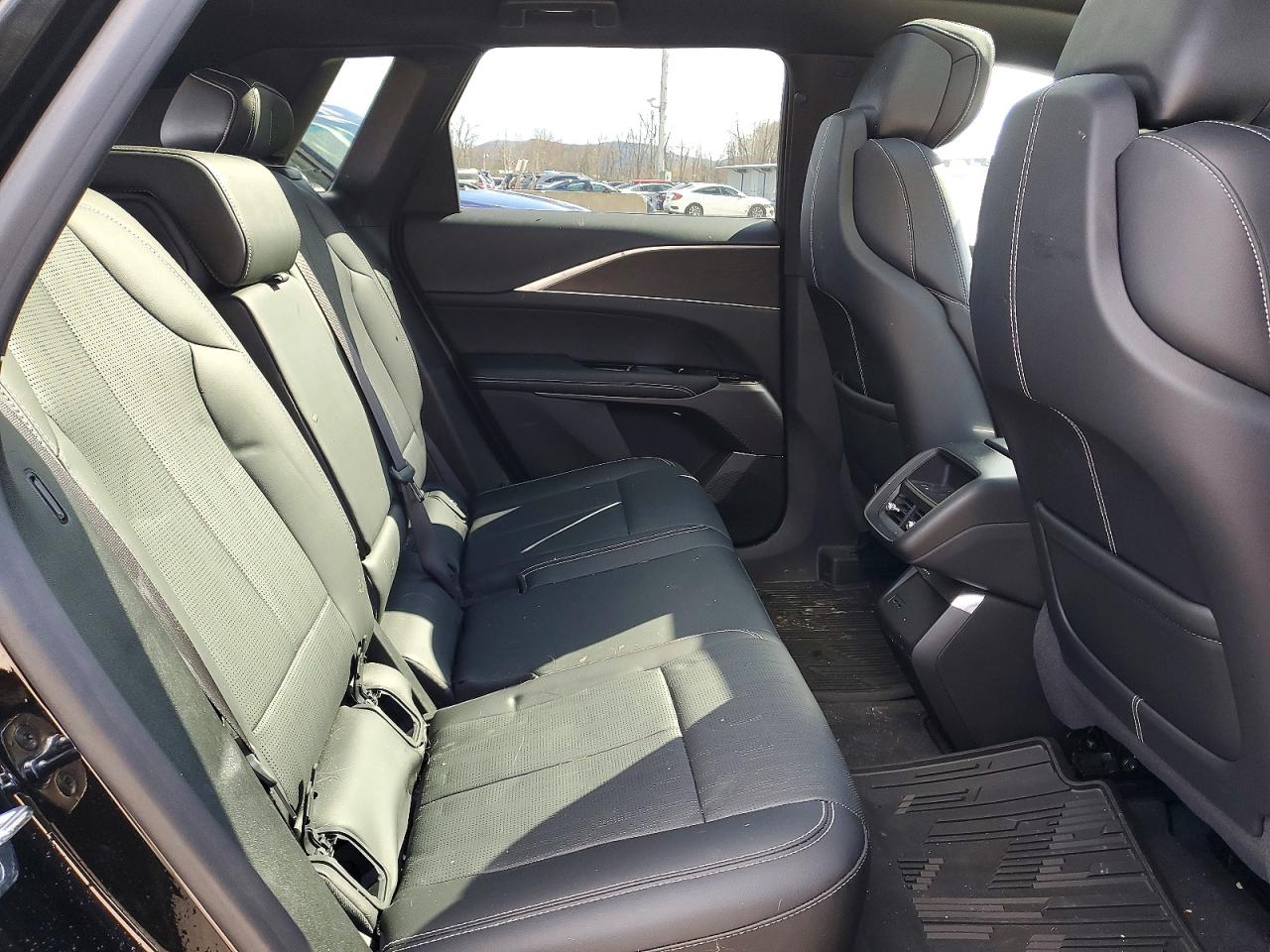 Cadillac LYRIQ Sport
