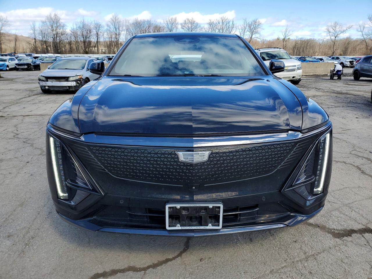 Cadillac LYRIQ Sport