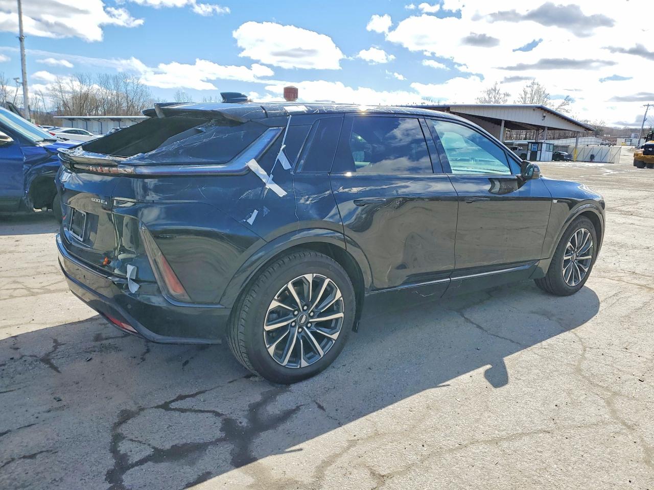 Cadillac LYRIQ Sport
