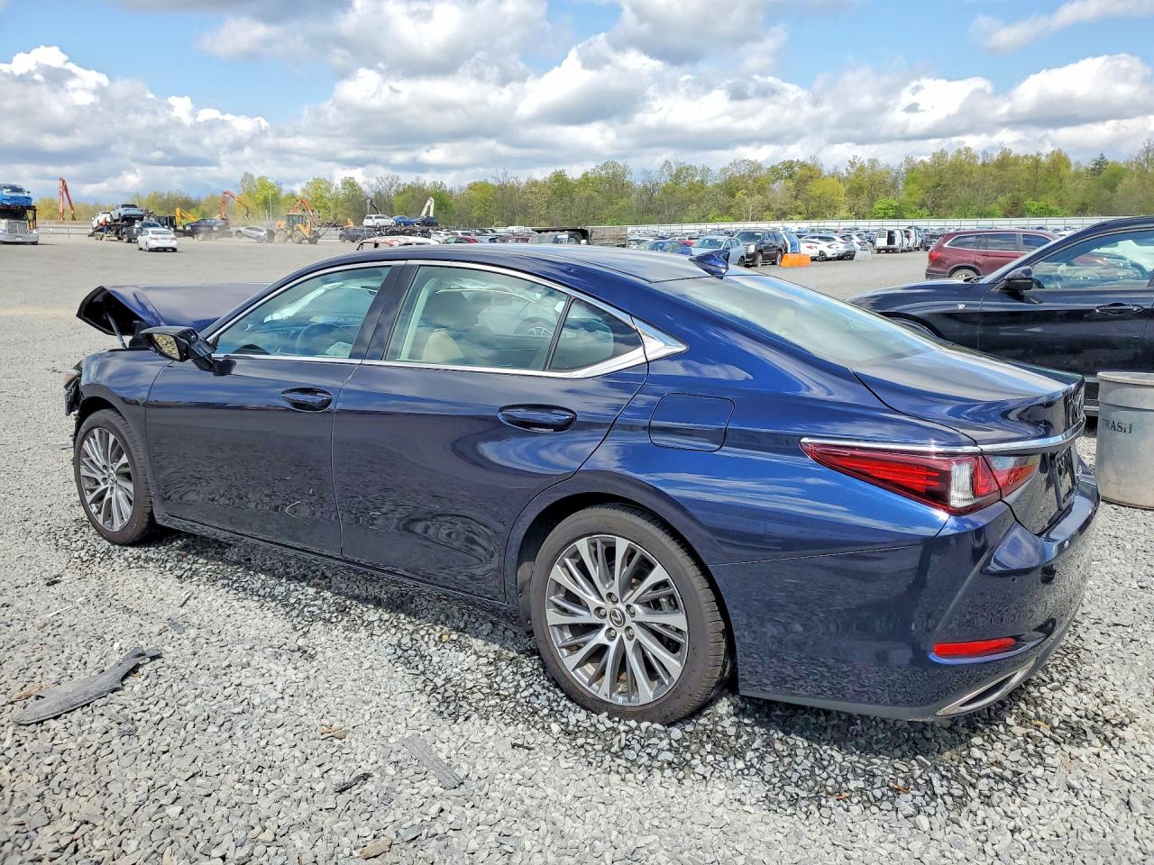 Lexus Es Base