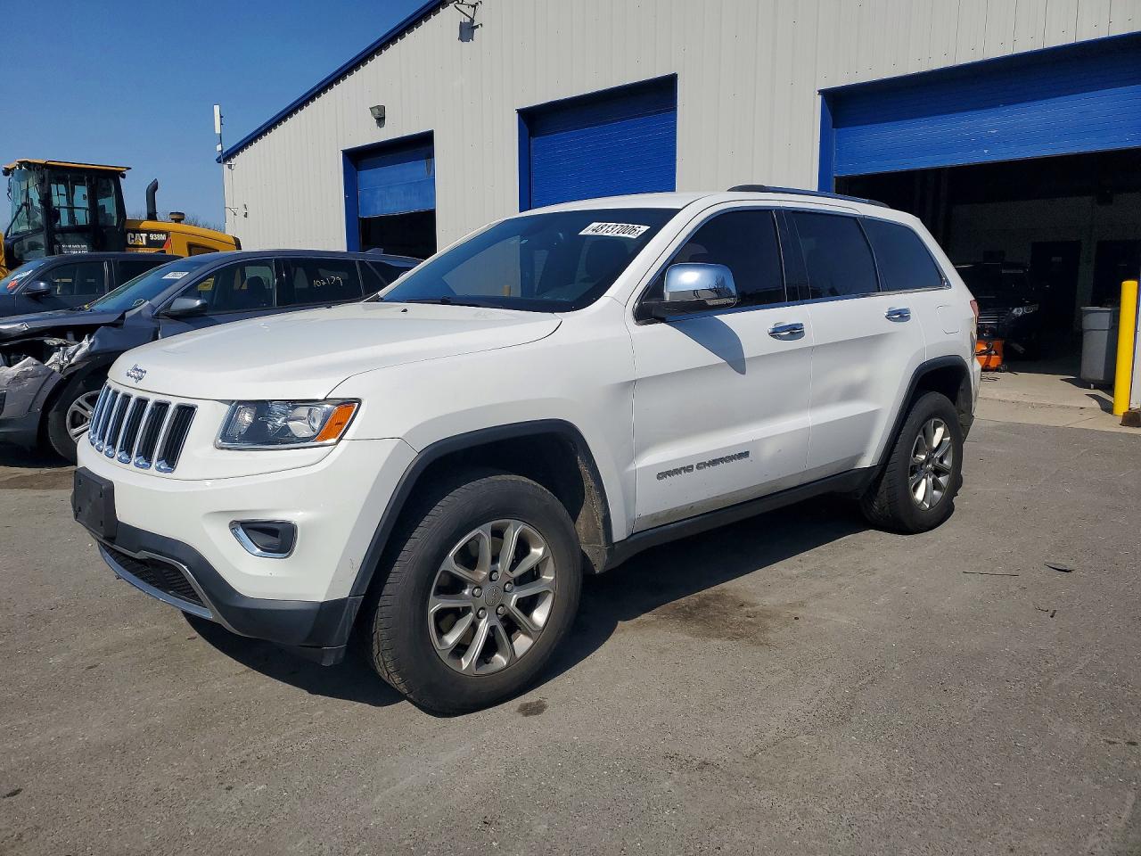 Salvage Jeep Grand Cherokee Image