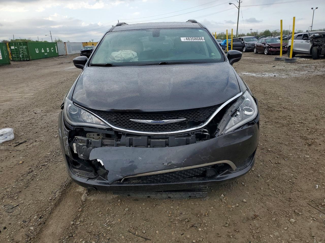 Chrysler Pacifica Touring L