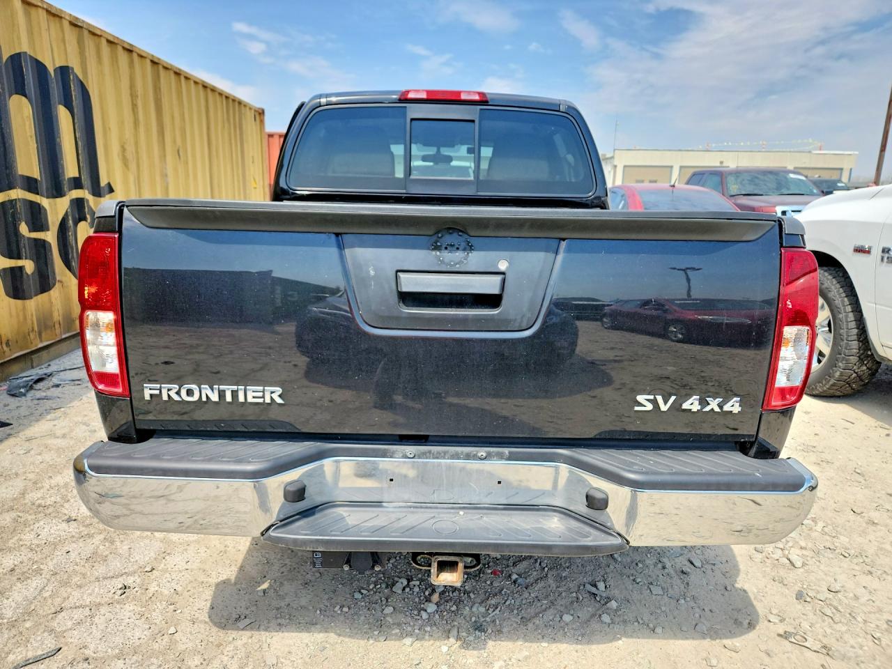 Nissan Frontier Sv