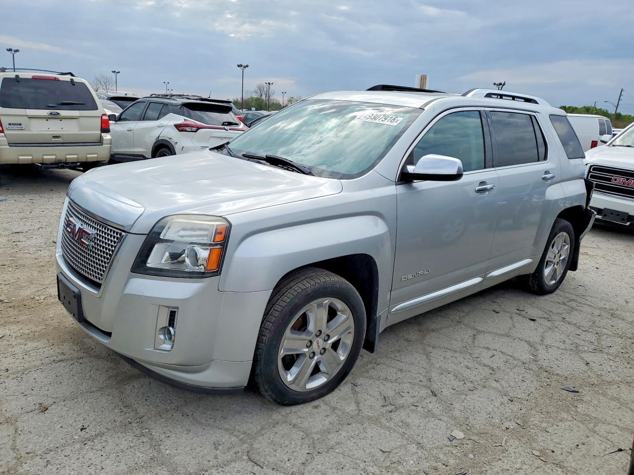Salvage GMC Terrain Image