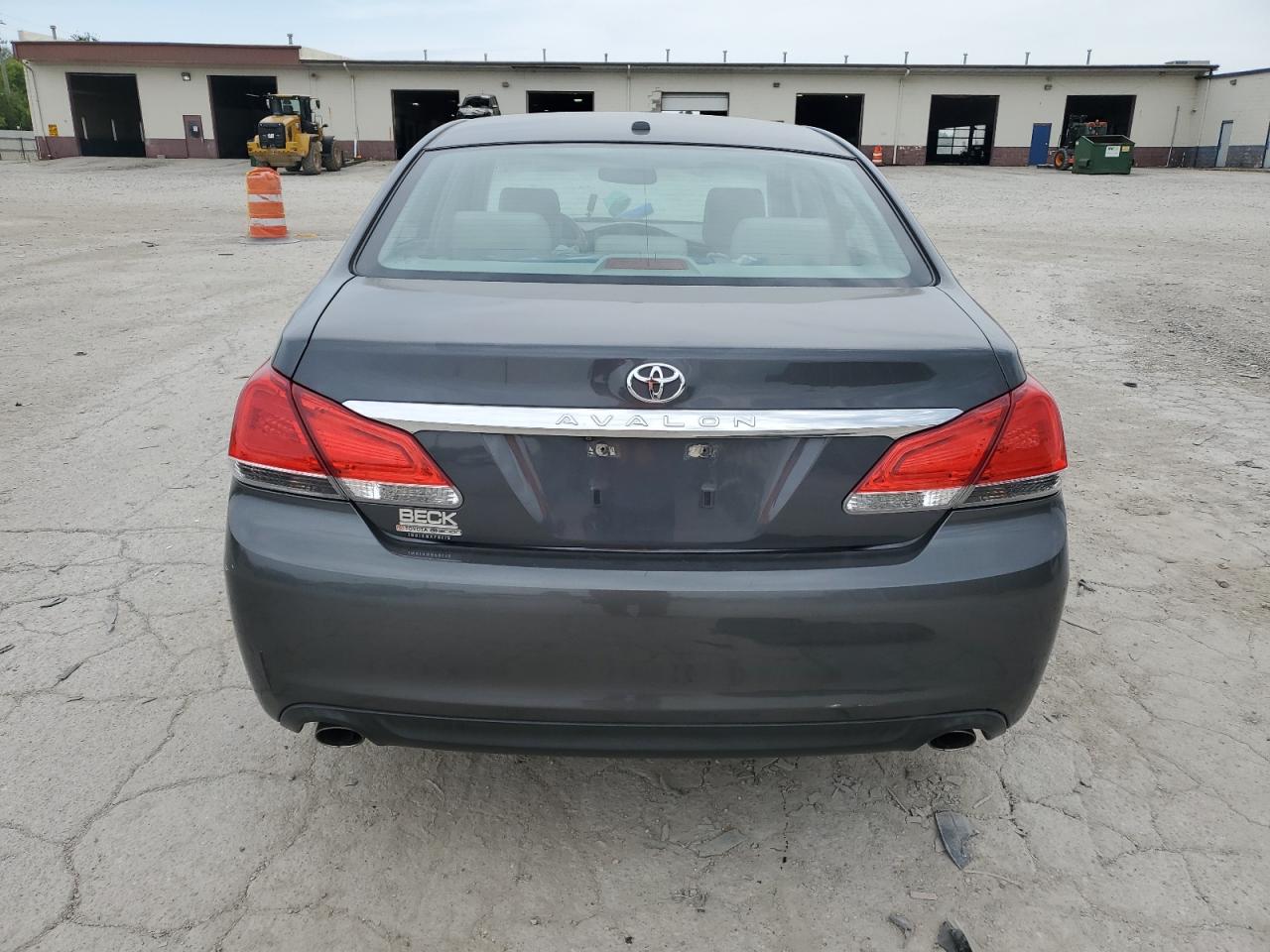 Toyota Avalon Base
