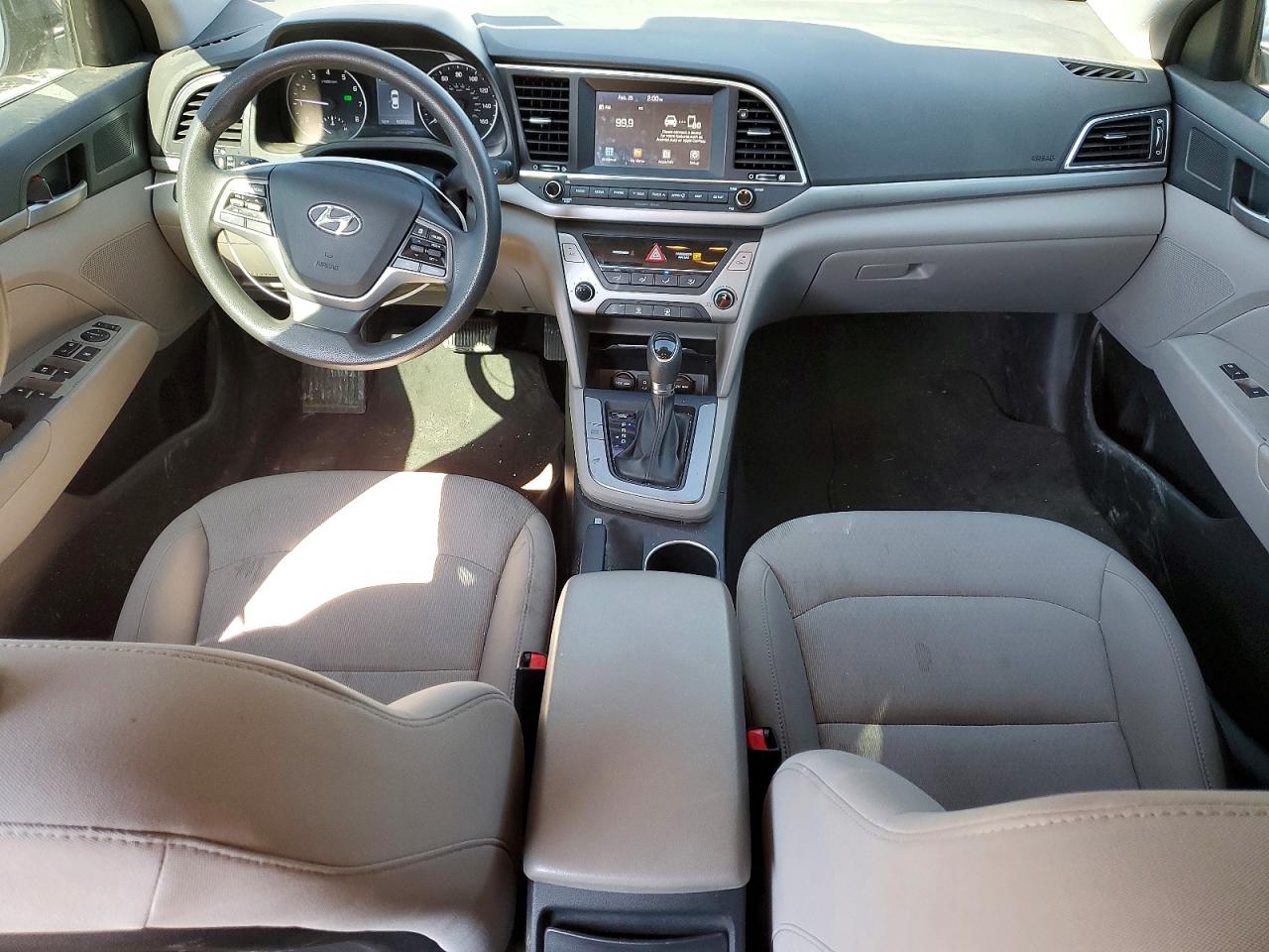 Hyundai ELANTRA Sel
