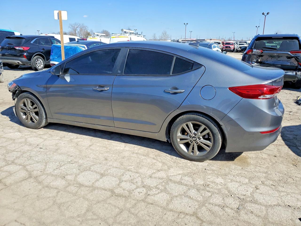 Hyundai ELANTRA Sel