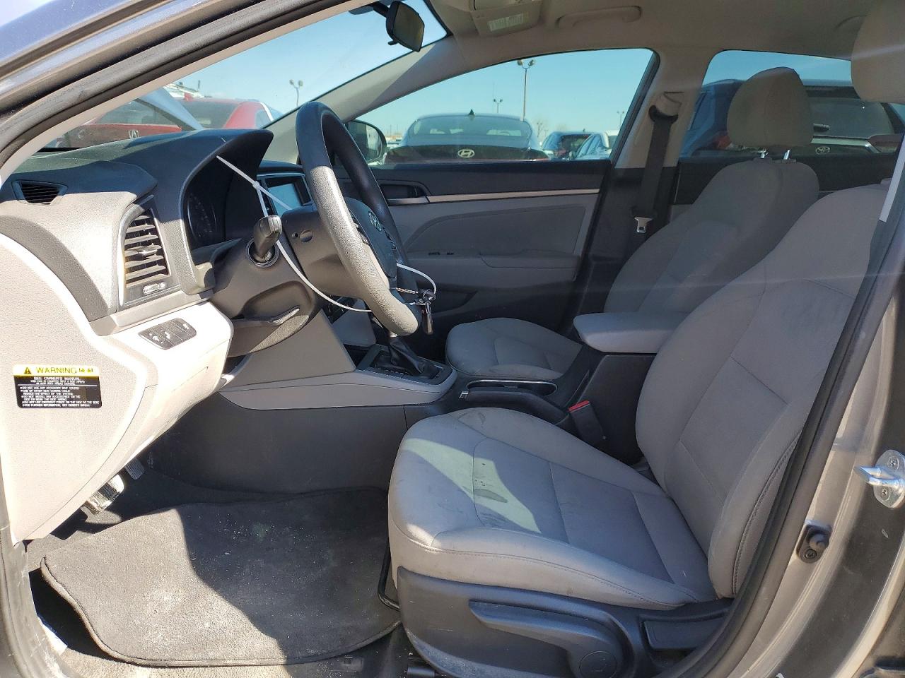 Hyundai ELANTRA Sel