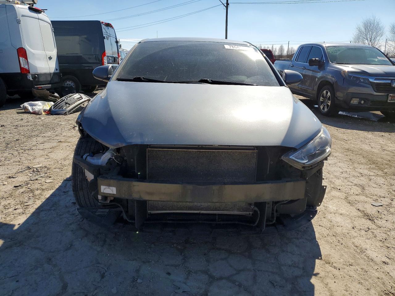 Hyundai ELANTRA Sel