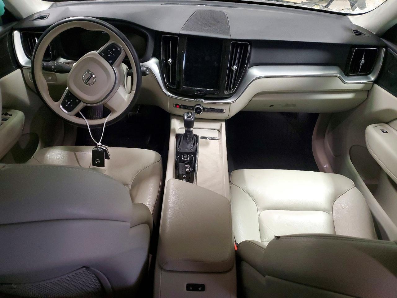 Volvo XC60 T6 Momentum