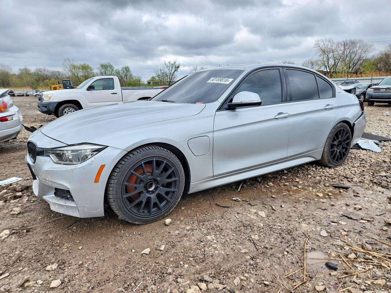 Salvage BMW 3 Series Image