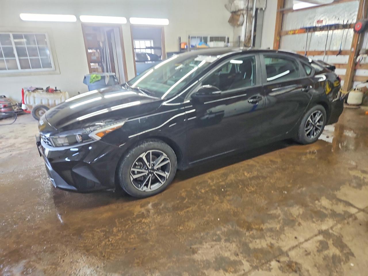 Salvage Kia Forte Image