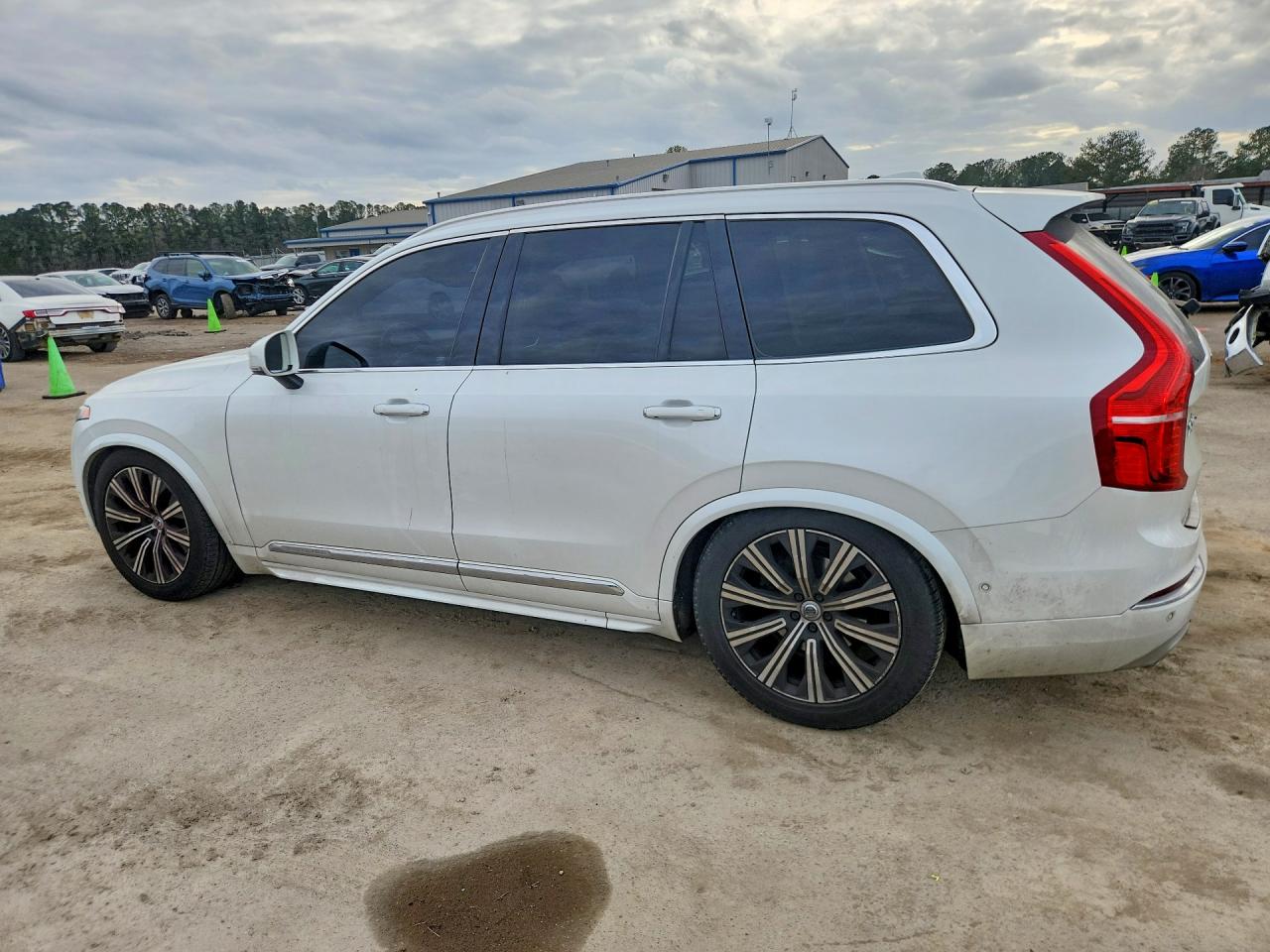 Volvo XC90 T6