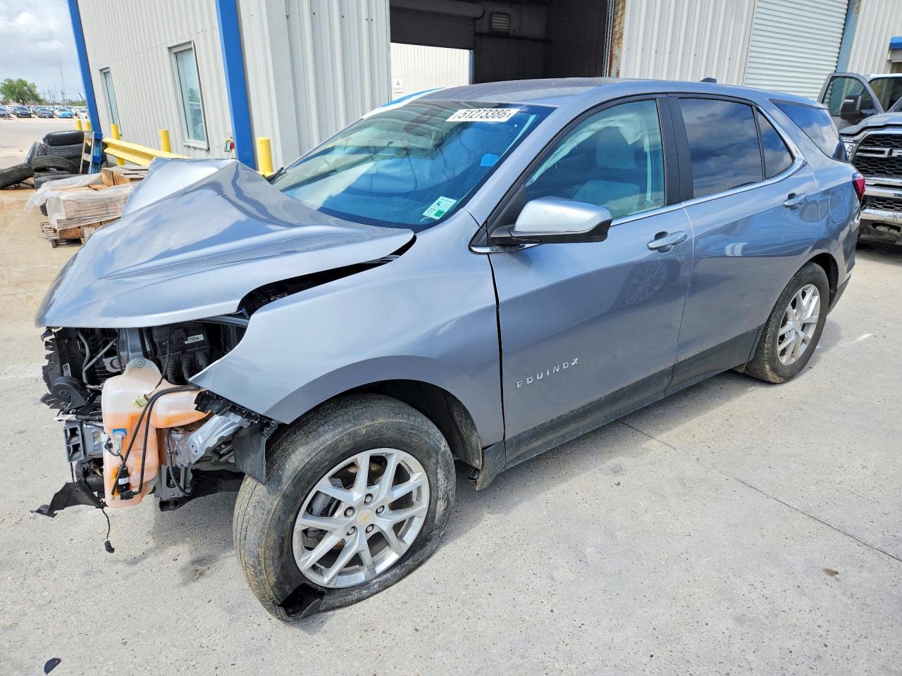 Salvage Chevrolet Equinox Image