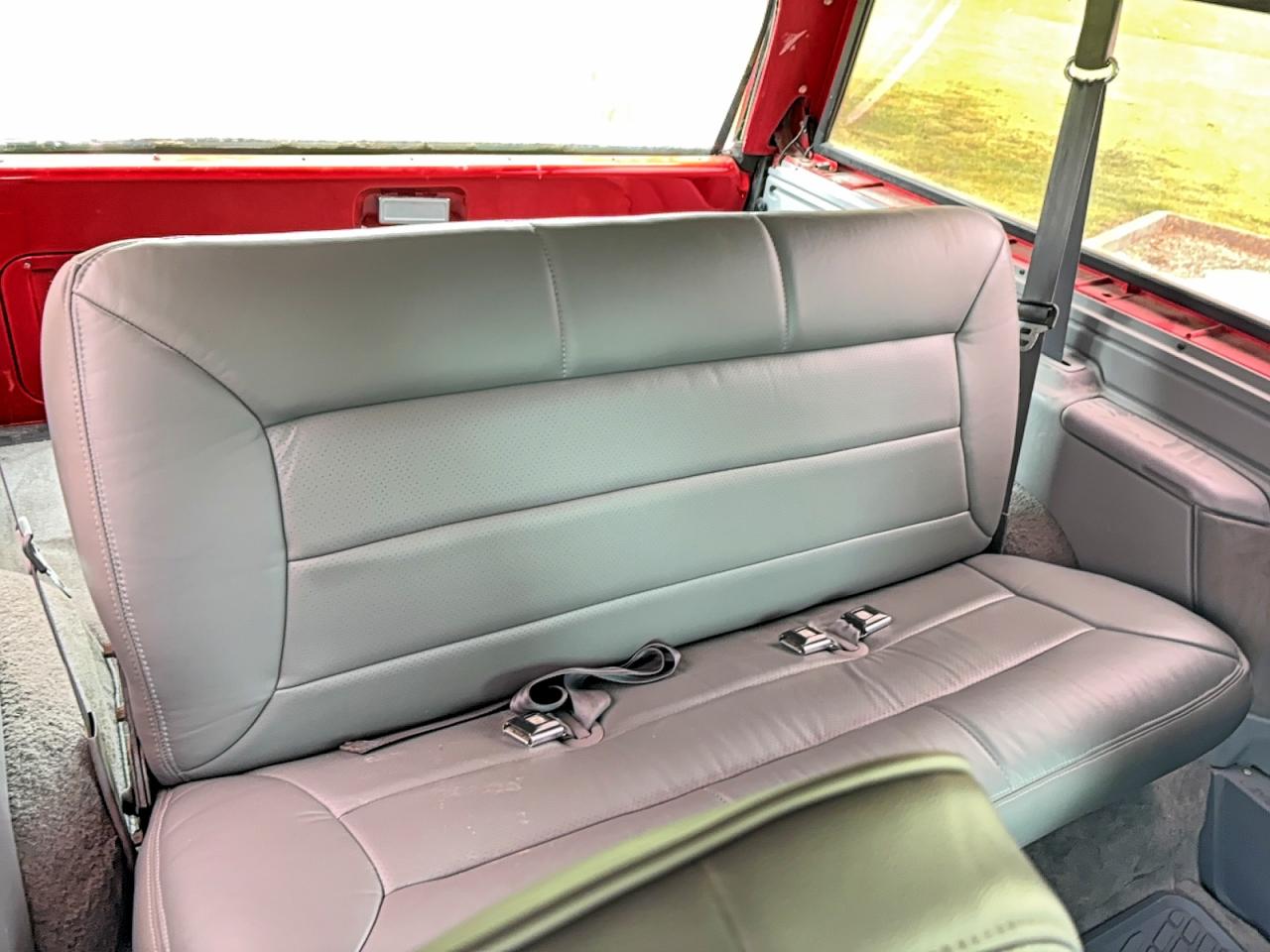 Ford Bronco U100