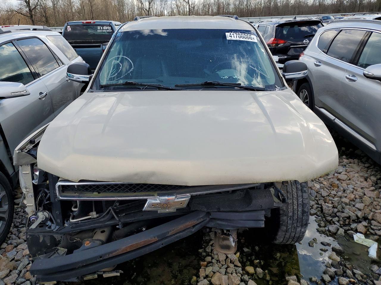 Chevrolet Suburban C1500 Ls