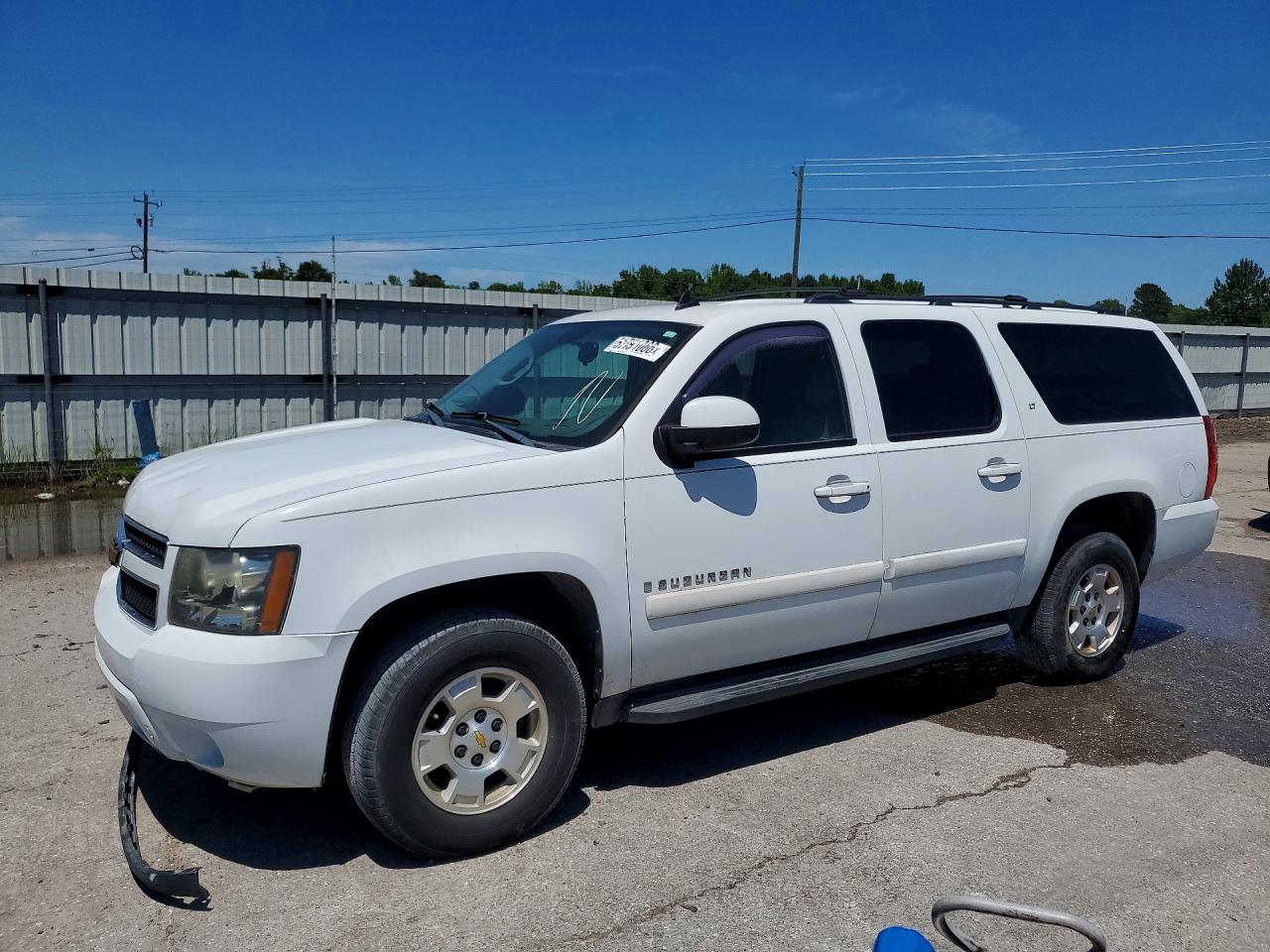 Salvage Chevrolet Suburban Image