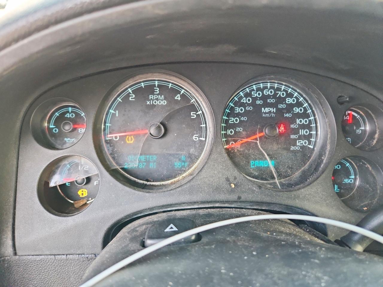 Chevrolet Suburban C1500 Lt