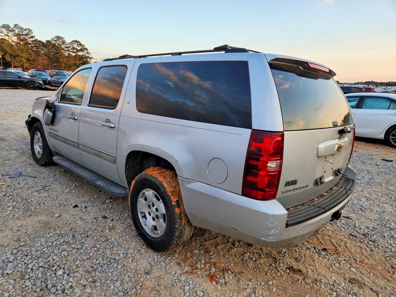 Chevrolet Suburban C1500 Lt