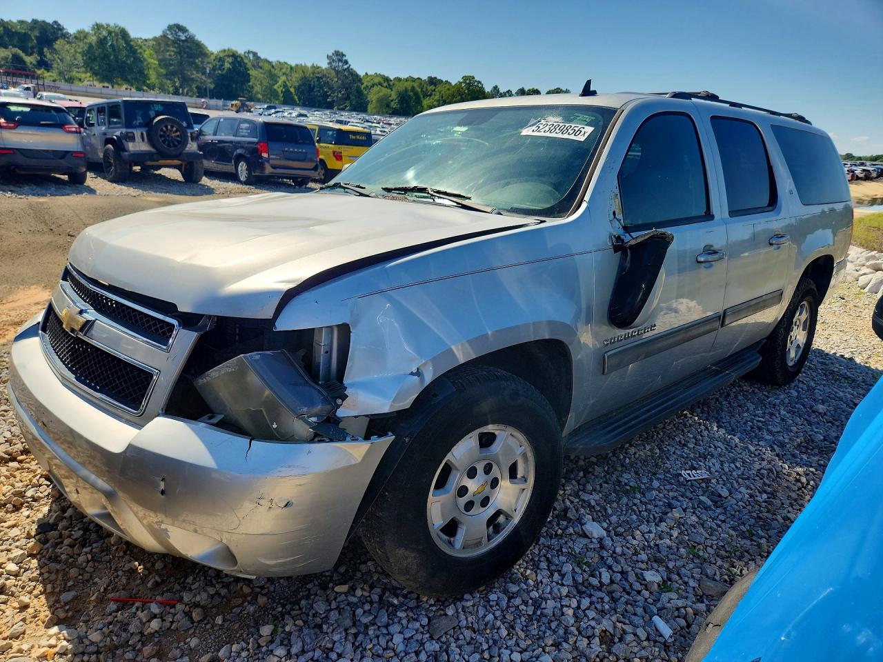 Salvage Chevrolet Suburban Image